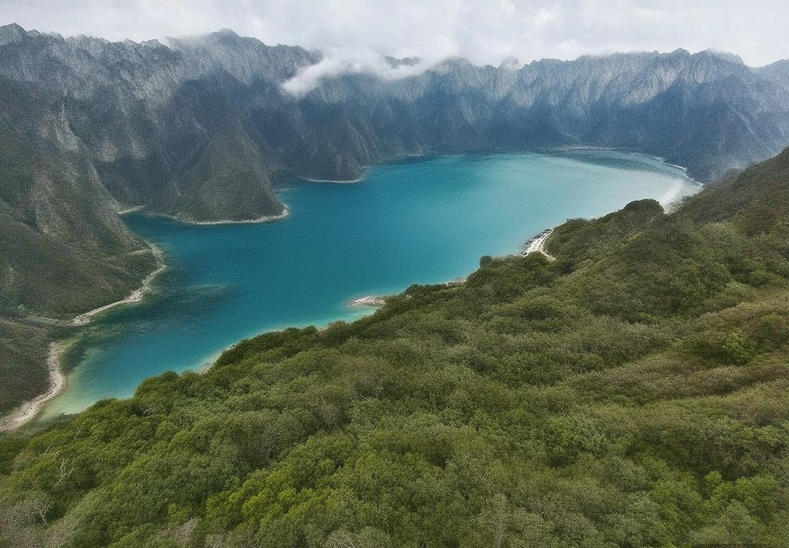 白礼顿逆袭战曼联：头球反超，防线告急，2:1险胜记(图4)